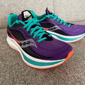 *NEW* Saucony Endorphin Speed 2, women’s size 7.5